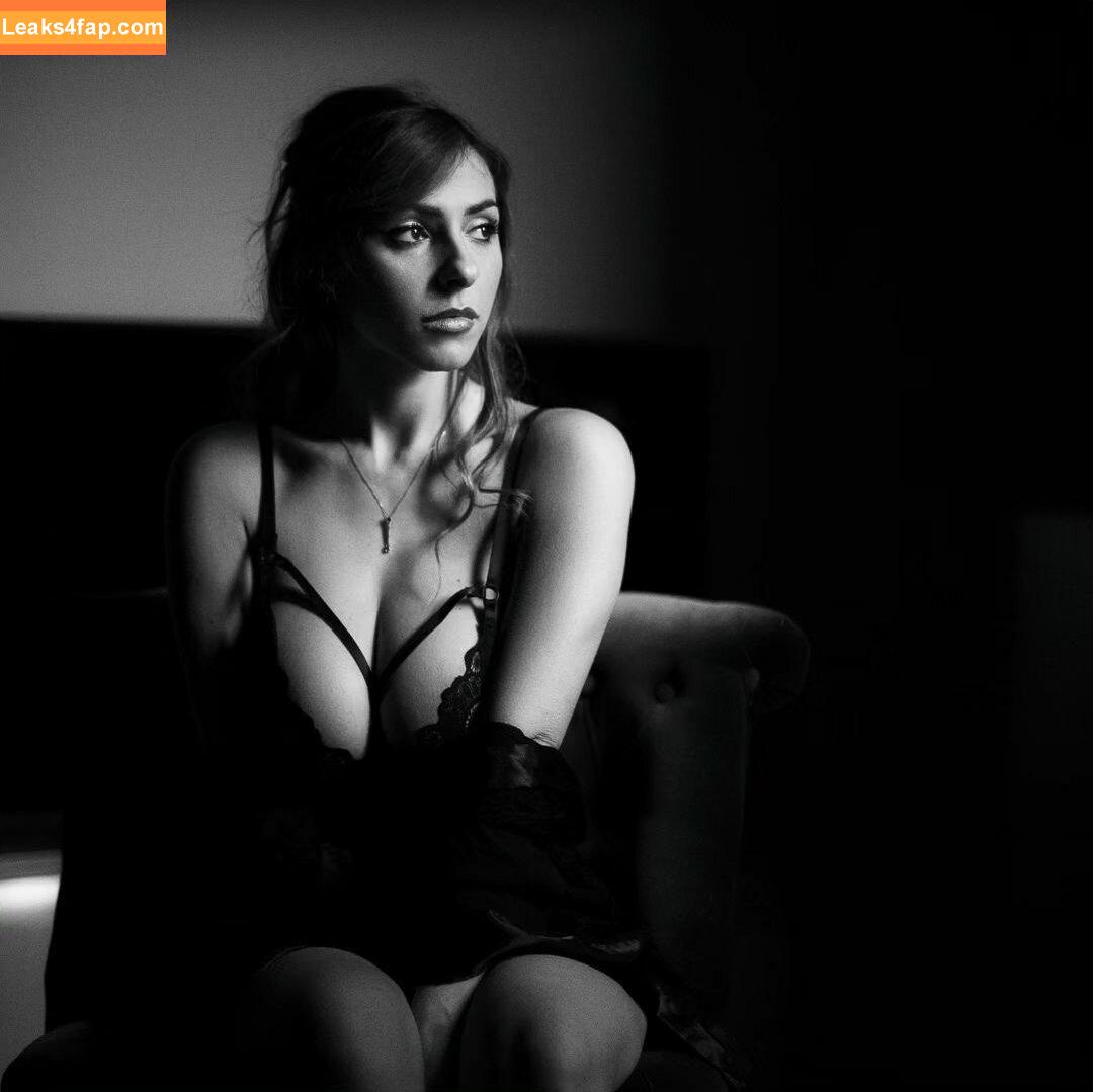 madamex93 / Maddalena Cabizzosu / madame_x_93 слитое фото фото #0008