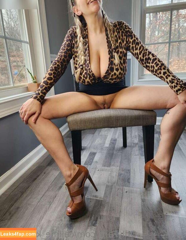 Makayla Melons / callme_k_melons leaked photo photo #0133