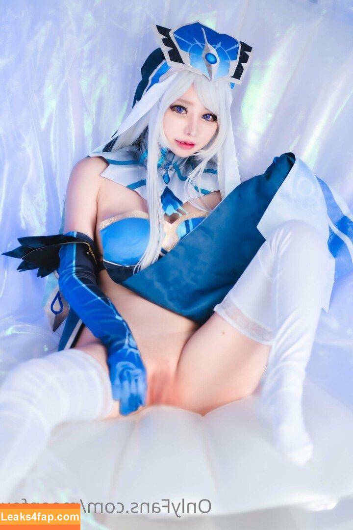 Meenfox / https: / meenfoxy leaked photo photo #0062