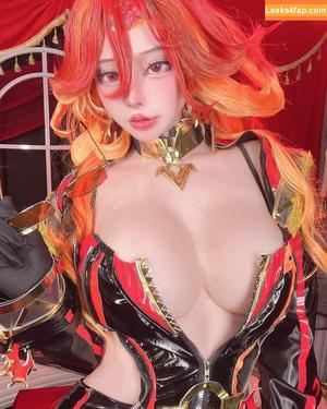 Meenfox photo #0311