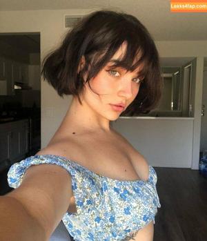 mia-alves photo #0007