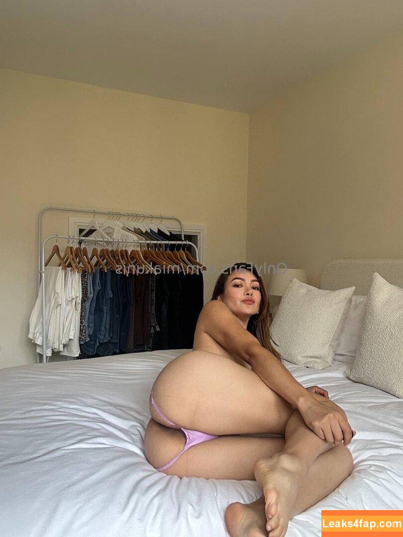 miakunis / kunismilaonline leaked photo photo #0026
