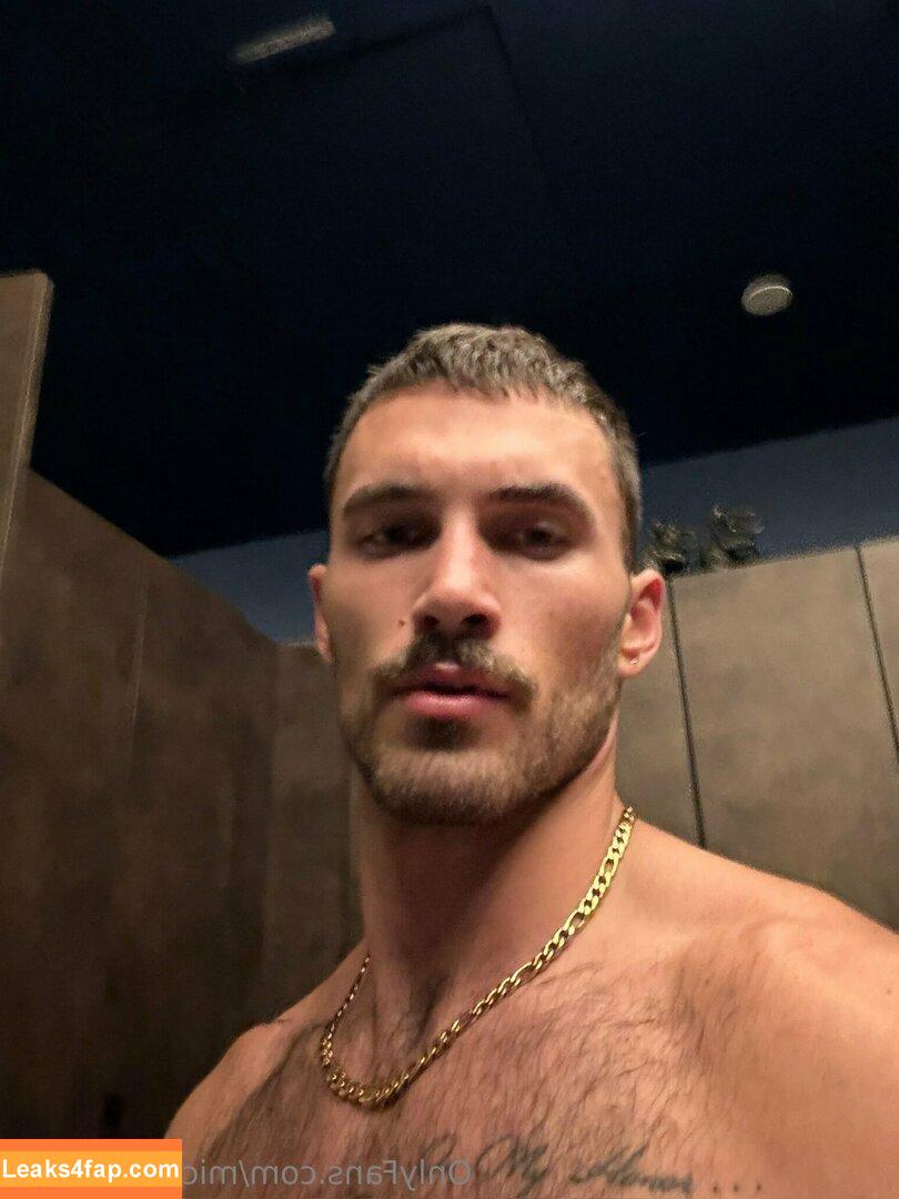 michaelyerger /  leaked photo photo #0009