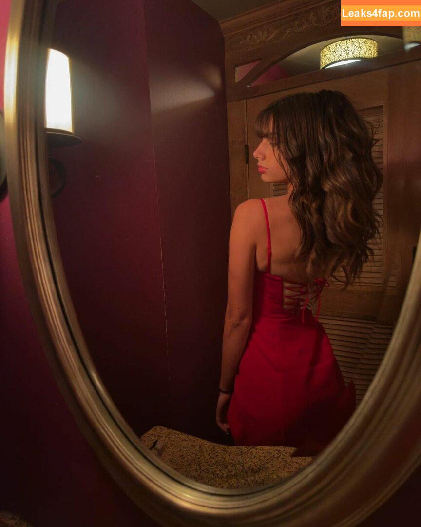 Mikayla Campinos / kira_candy09 / mikaylacampinos leaked photo photo #0012