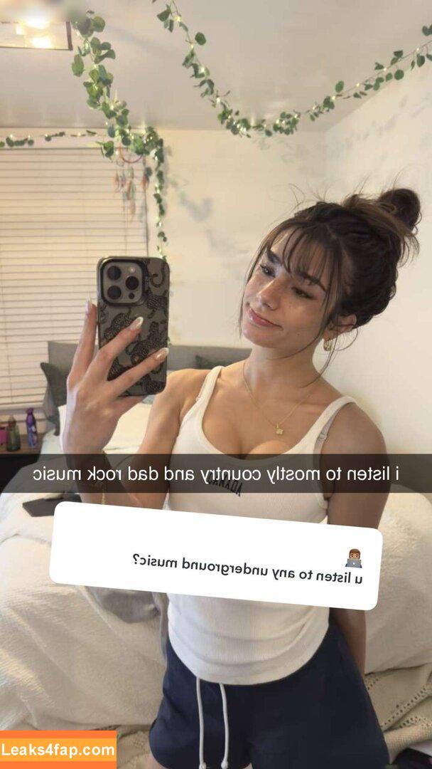 Mikayla Campinos / kira_candy09 / mikaylacampinos leaked photo photo #0025