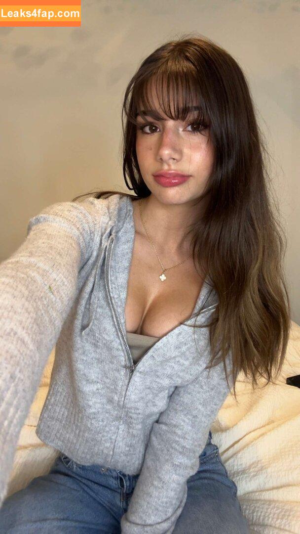 Mikayla Campinos / kira_candy09 / mikaylacampinos leaked photo photo #0103