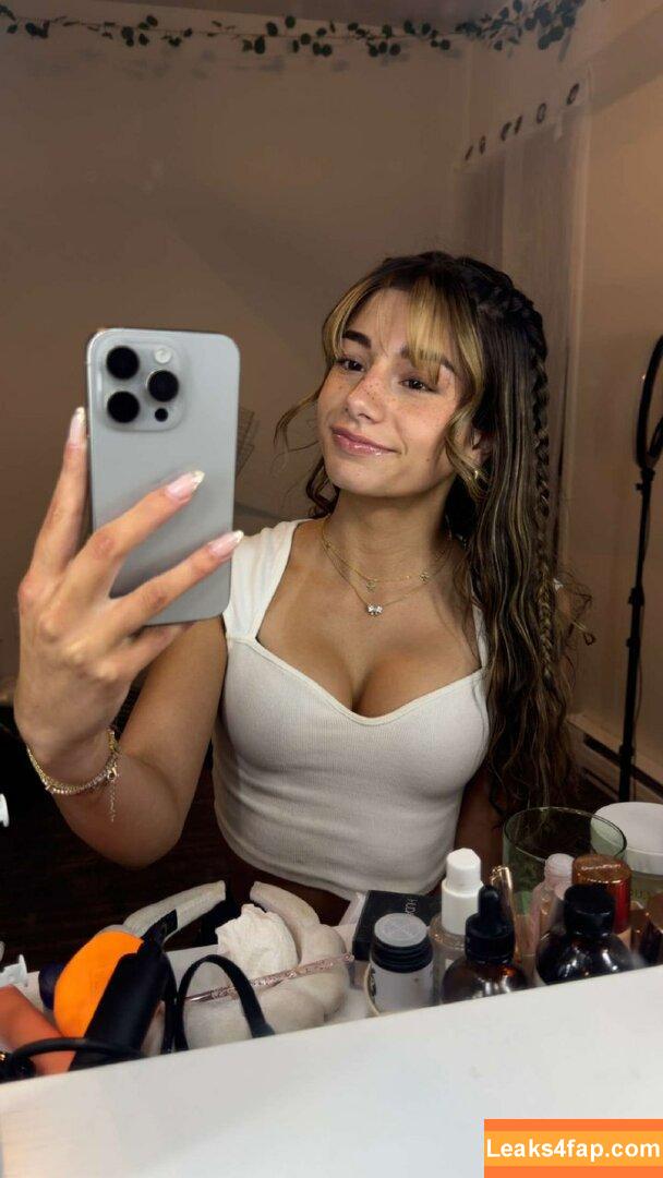 Mikayla Campinos / kira_candy09 / mikaylacampinos leaked photo photo #0534