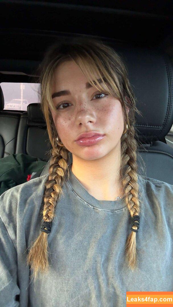 Mikayla Campinos / kira_candy09 / mikaylacampinos leaked photo photo #0651