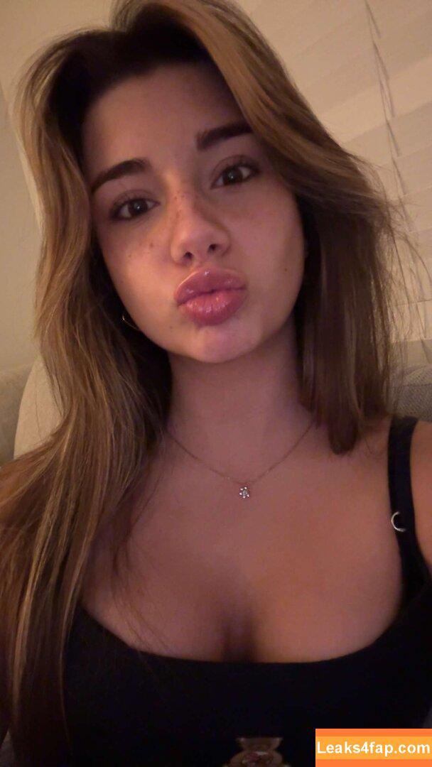 Mikayla Campinos / kira_candy09 / mikaylacampinos leaked photo photo #0701