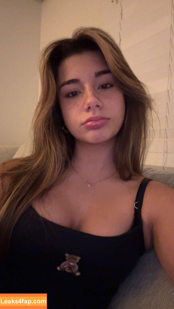 Mikayla Campinos / kira_candy09 / mikaylacampinos leaked photo photo #0702