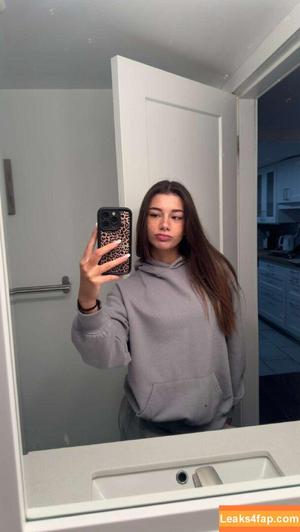 Mikayla Campinos photo #0206