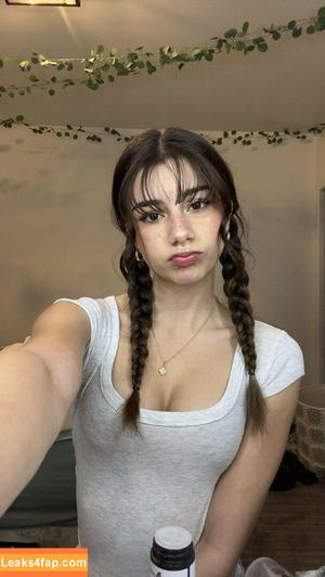 Mikayla Campinos photo #0417
