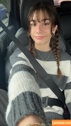 Mikayla Campinos photo #0424