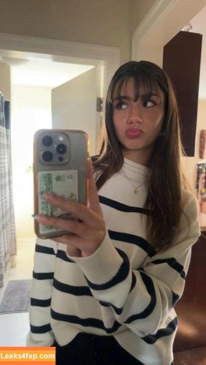 Mikayla Campinos photo #0427