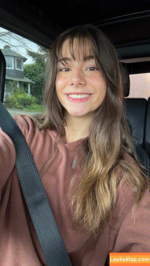 Mikayla Campinos photo #0452