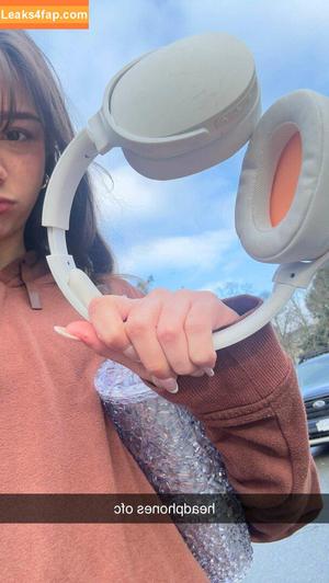 Mikayla Campinos photo #0455