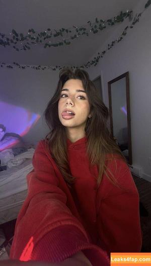 Mikayla Campinos photo #0486