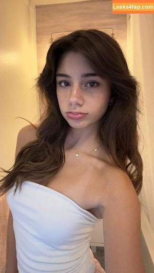 Mikayla Campinos photo #0550