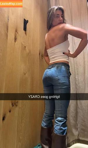 Mikayla Campinos photo #0596