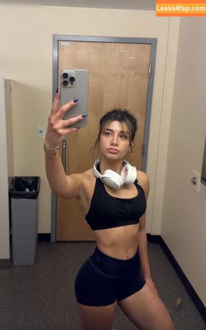 Mikayla Campinos photo #0614