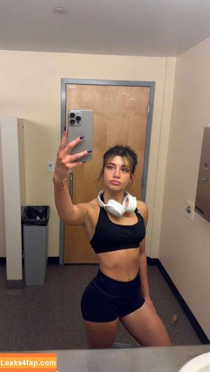 Mikayla Campinos photo #0625