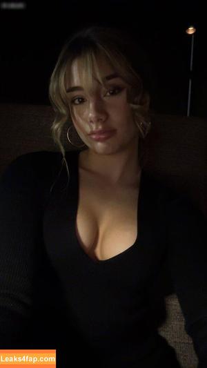 Mikayla Campinos photo #0678