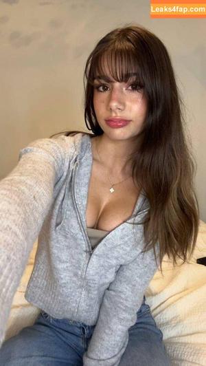 Mikayla Campinos photo #0691