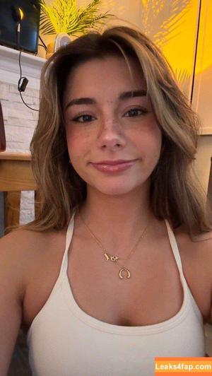 Mikayla Campinos photo #0734