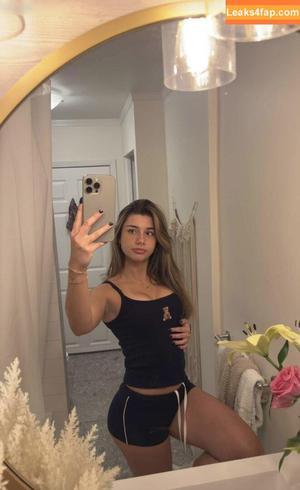 Mikayla Campinos photo #0742