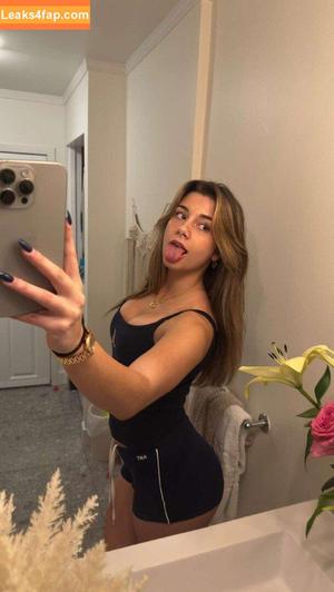 Mikayla Campinos photo #0848