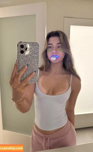 Mikayla Campinos photo #0878