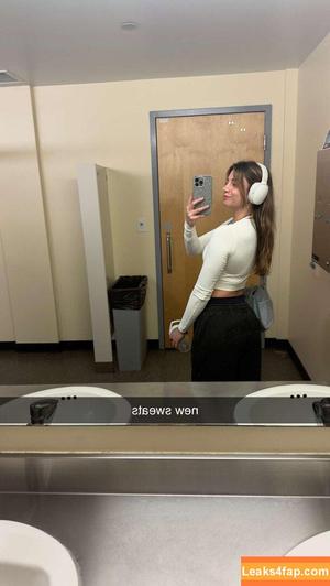 Mikayla Campinos photo #0898