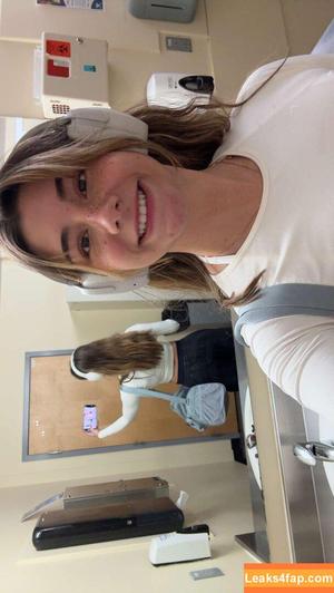 Mikayla Campinos photo #0900