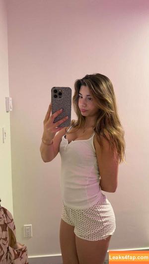 Mikayla Campinos photo #0901