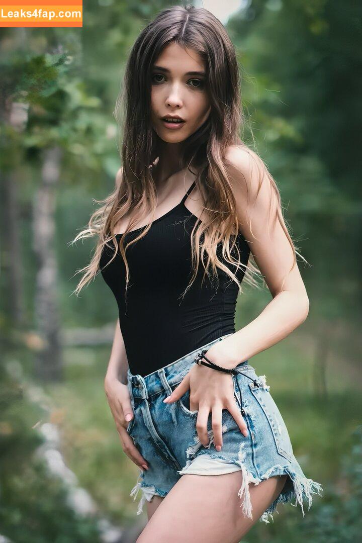 Mila Azul / mila_azul / milaazul / milaazul4real / milaazule53 leaked photo photo #0535