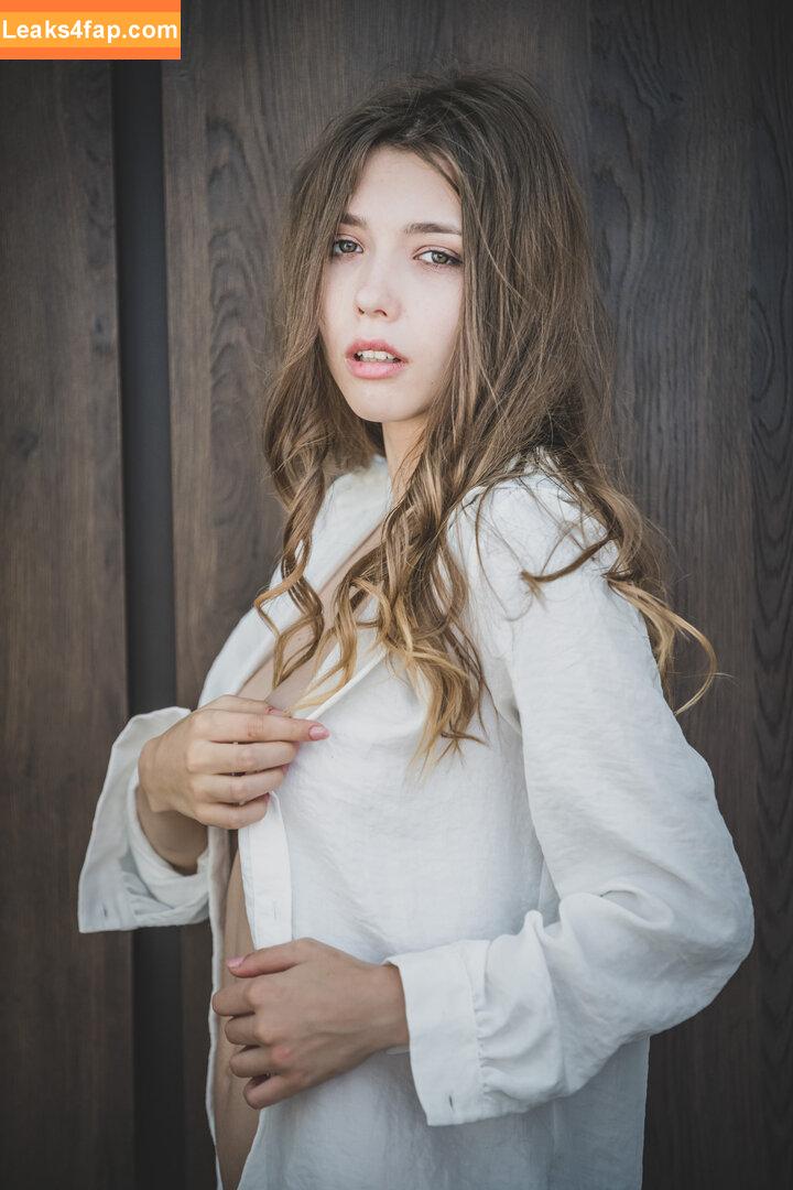 Mila Azul / mila_azul / milaazul / milaazul4real / milaazule53 leaked photo photo #0779