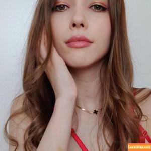 Mila Azul photo #0341