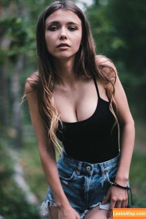 Mila Azul photo #0361