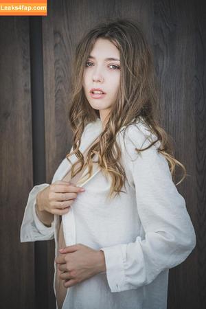 Mila Azul photo #0779