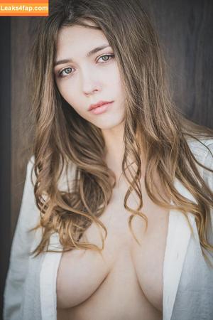 Mila Azul photo #0789