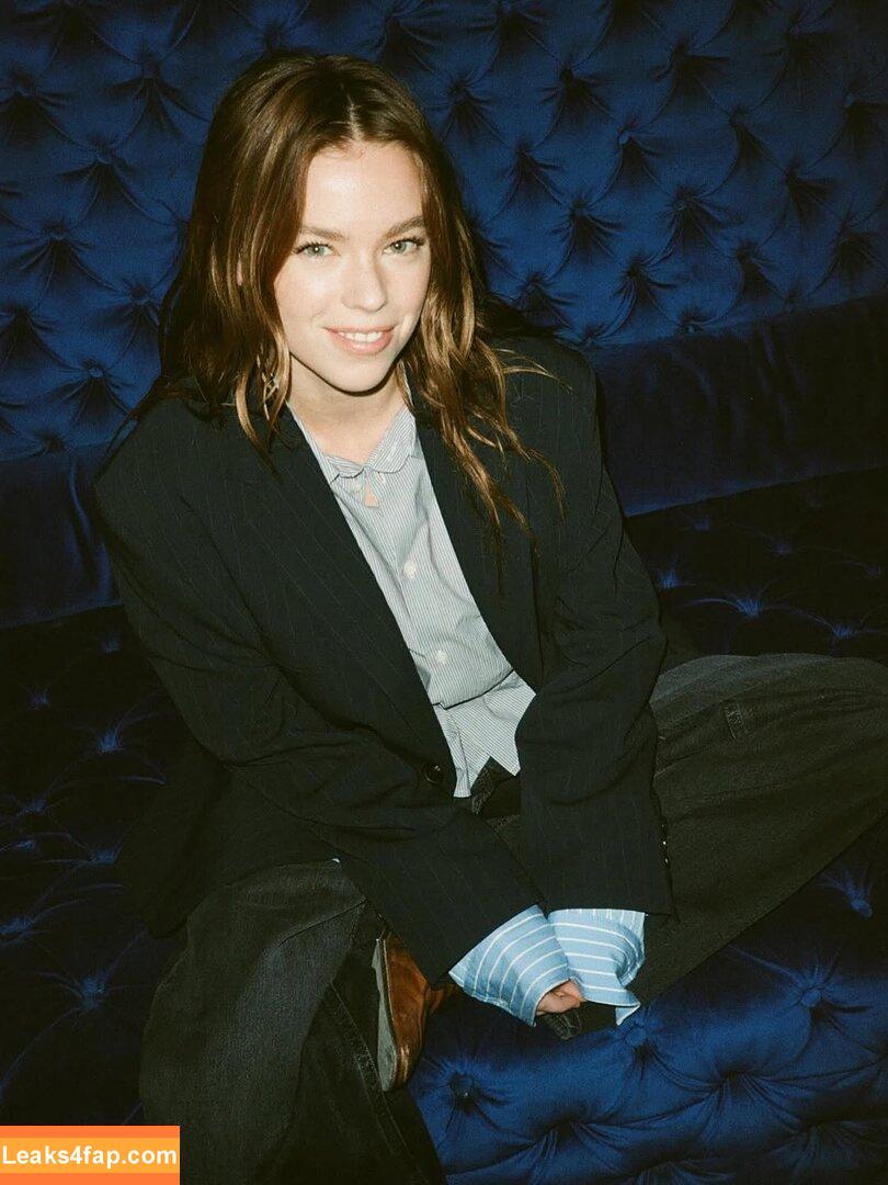 Milly Alcock / https: / millyalcock / millyalcockactres leaked photo photo #0060