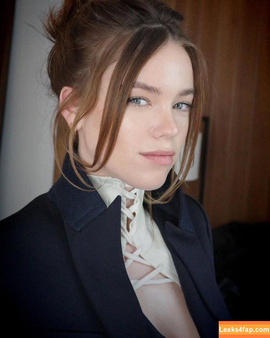 Milly Alcock / https: / millyalcock / millyalcockactres leaked photo photo #0124