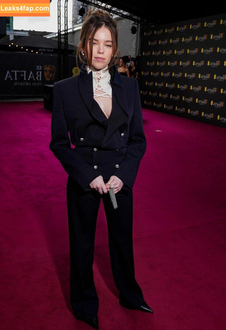 Milly Alcock / https: / millyalcock / millyalcockactres leaked photo photo #0129