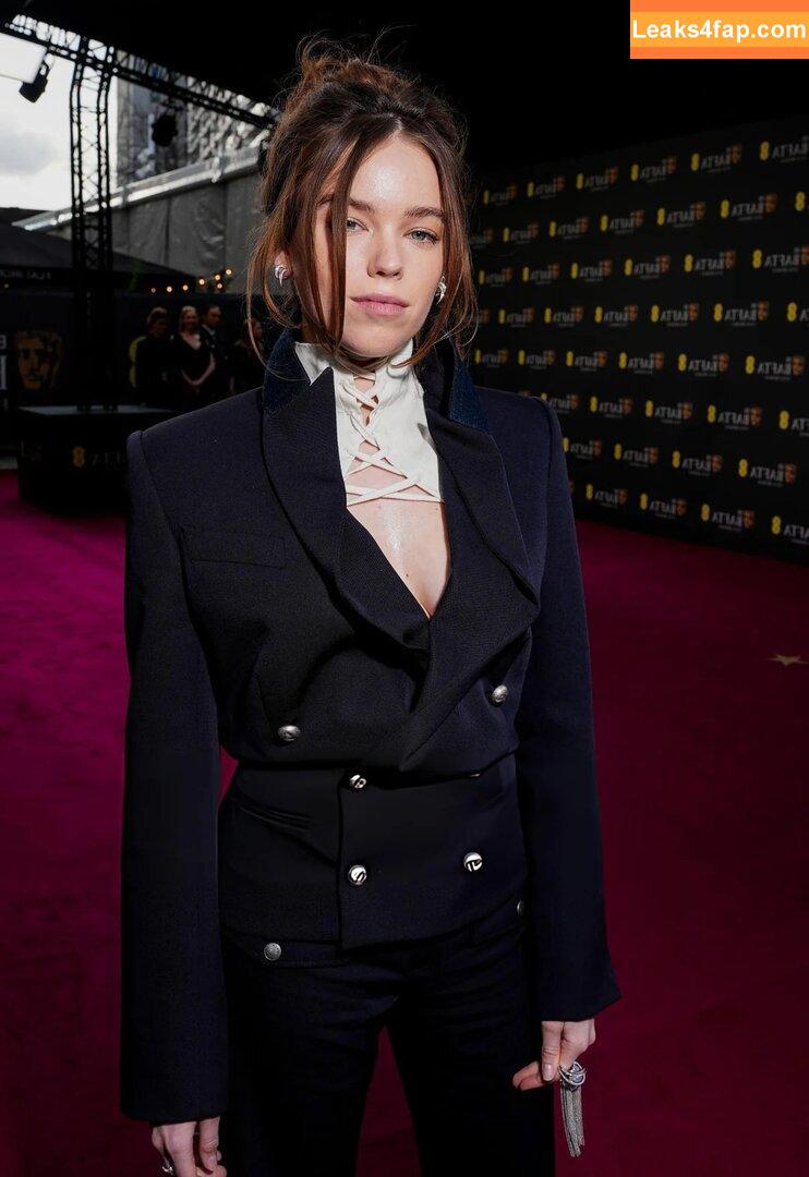 Milly Alcock / https: / millyalcock / millyalcockactres слитое фото фото #0139