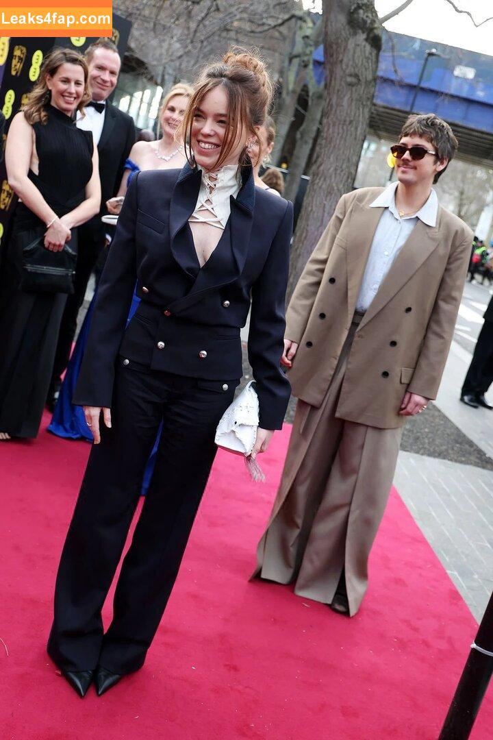 Milly Alcock / https: / millyalcock / millyalcockactres слитое фото фото #0145