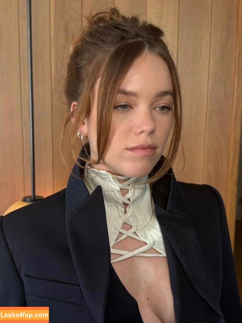 Milly Alcock / https: / millyalcock / millyalcockactres слитое фото фото #0150