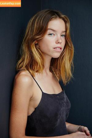 Milly Alcock фото #0001