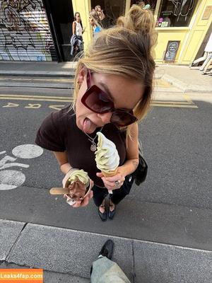 Milly Alcock photo #0093