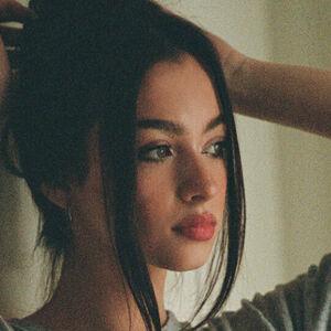 Mishka Chantal Silva photo #0002