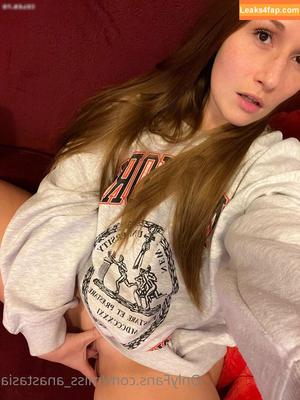 Miss Anastasia photo #0053